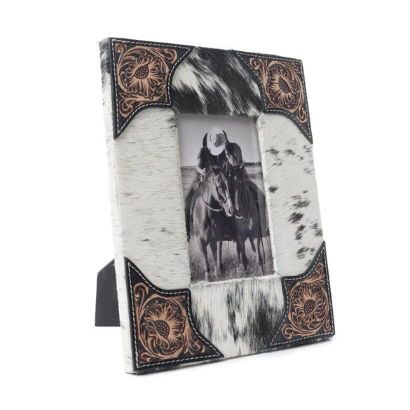 PHOTO FRAMES