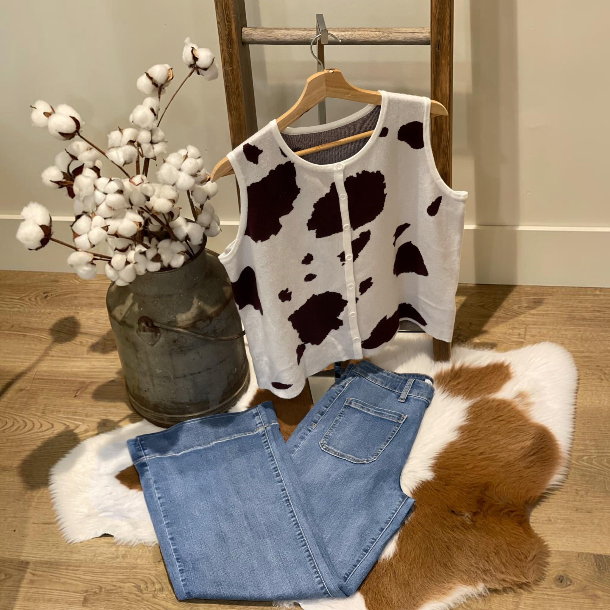 DAISY SWEATER TOP
