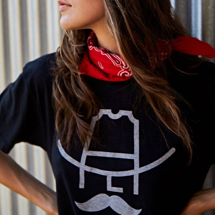 Hank Western Graphic Tee: S